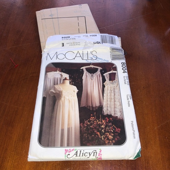 McCall's Vintage 8004 Sewing Pattern for misses lingerie- free shipping - Picture 6 of 6